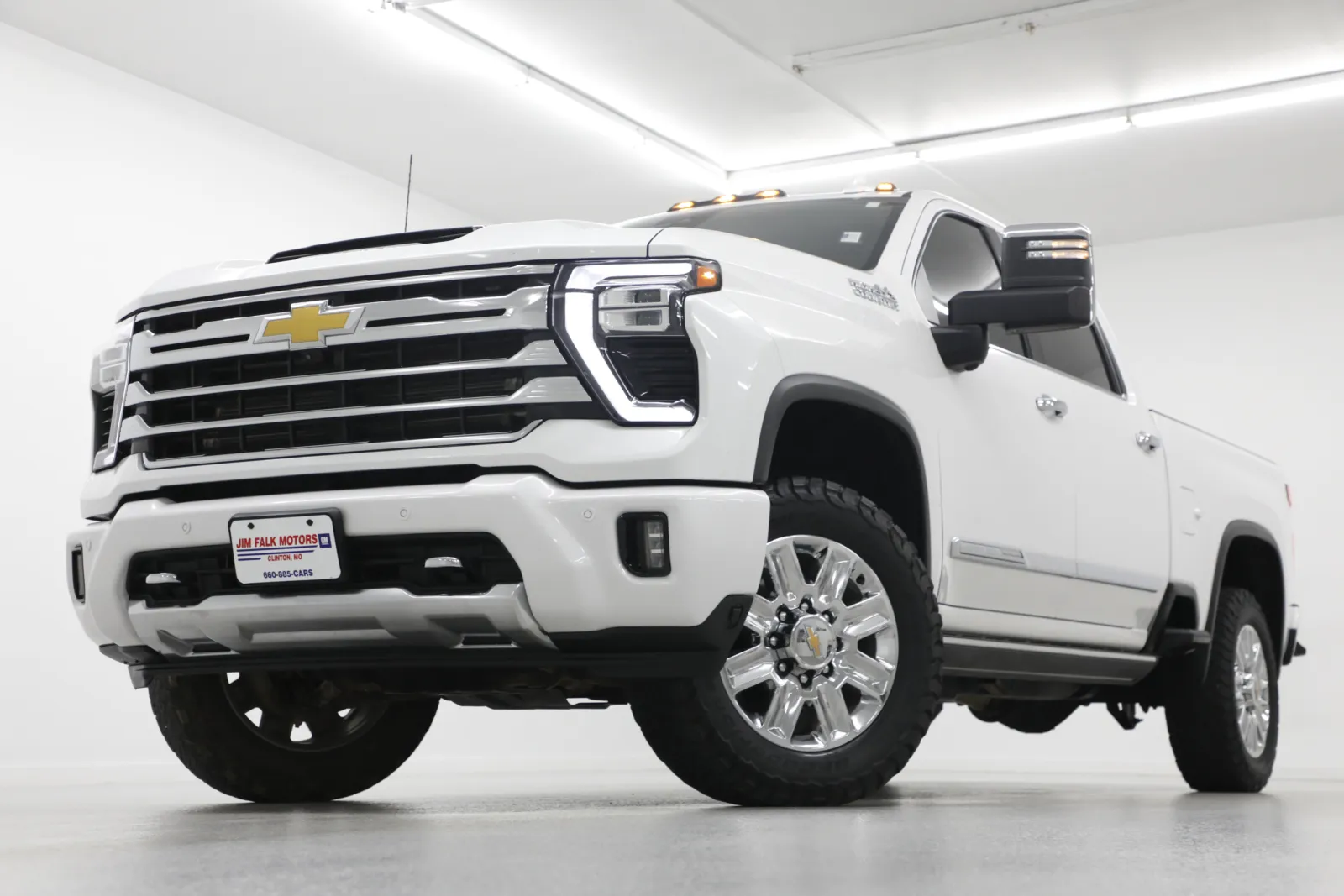 White 2024 Chevrolet Silverado 2500HD High Country for sale in Clinton, MO