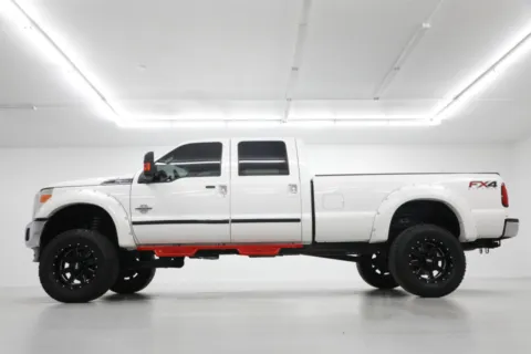 Another view of 2016 Ford Super Duty F-350 SRW Lariat for sale in Clinton, MO at Jim Falk Motors