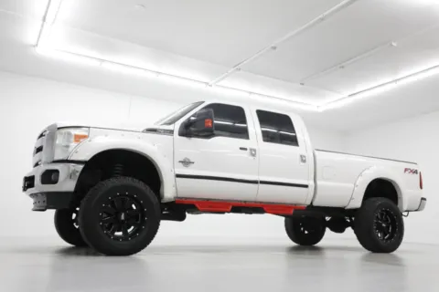 Photos of 2016 Ford Super Duty F-350 SRW Lariat for sale in Clinton, MO at Jim Falk Motors