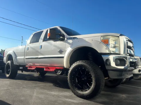 White 2016 Ford Super Duty F-350 SRW Lariat for sale in Clinton, MO