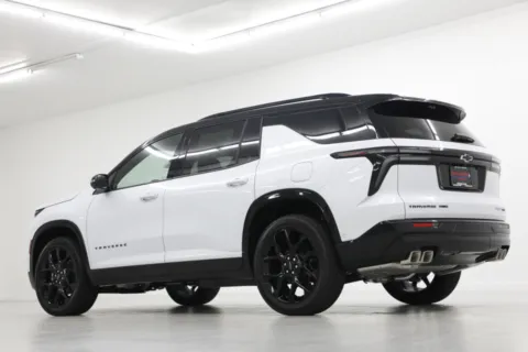 More photos of 2026 Chevrolet Traverse RS at Jim Falk Motors, MO