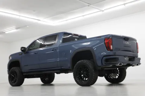 More photos of 2026 GMC Sierra 1500 Elevation at Jim Falk Motors, MO