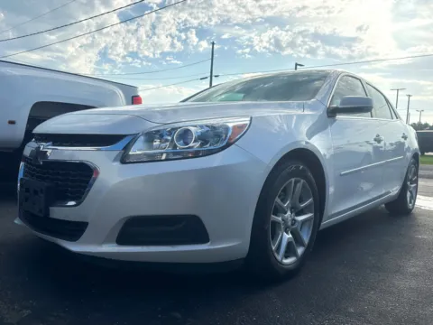 White 2016 Chevrolet Malibu Limited LT for sale in Clinton, MO