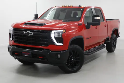 More photos of 2025 Chevrolet Silverado 2500HD LT at Jim Falk Motors, MO