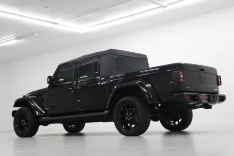More photos of 2023 Jeep Gladiator High Altitude at Jim Falk Motors, MO