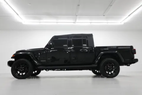 Another view of 2023 Jeep Gladiator High Altitude for sale in Clinton, MO at Jim Falk Motors