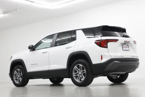More photos of 2027 GMC Terrain Elevation at Jim Falk Motors, MO