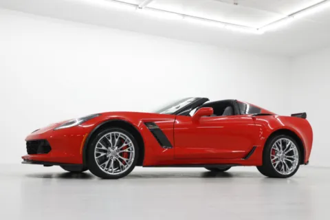 Photos of 2017 Chevrolet Corvette Z06 1LZ for sale in Clinton, MO at Jim Falk Motors