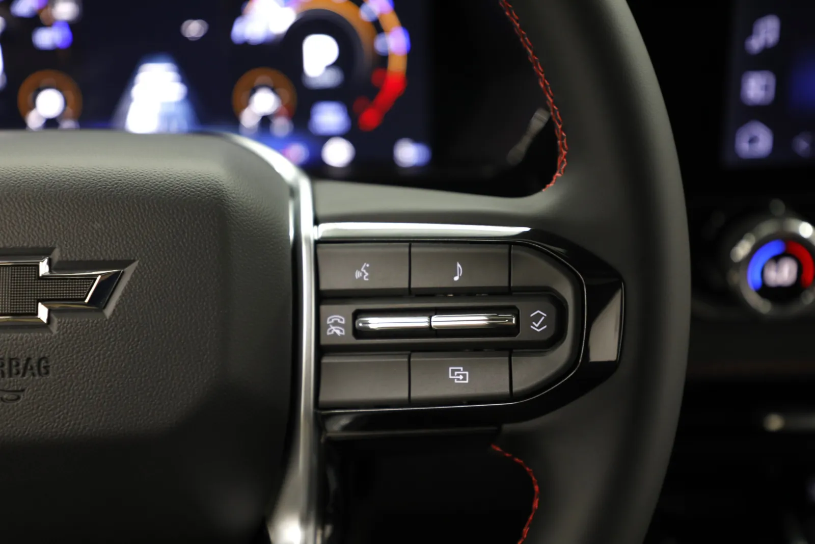 2026 Chevrolet Colorado Z71 - Photo 24