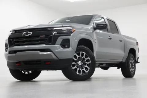 Gray 2026 Chevrolet Colorado Z71 for sale in Clinton, MO