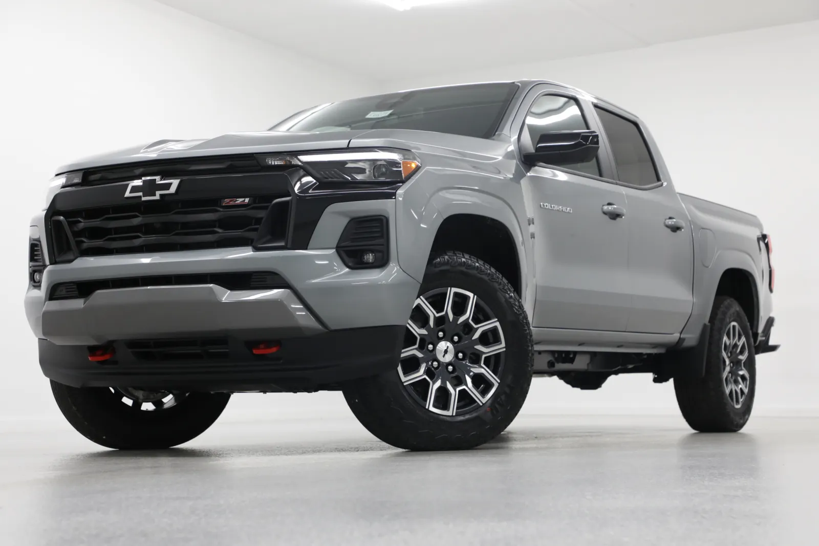 Gray 2026 Chevrolet Colorado Z71 for sale in Clinton, MO