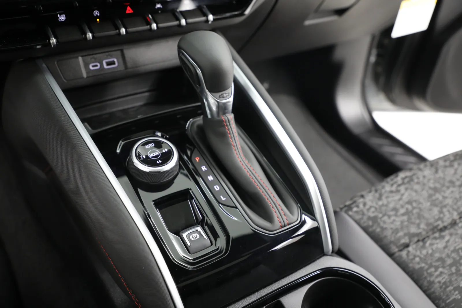 2026 Chevrolet Colorado Z71 - Photo 41