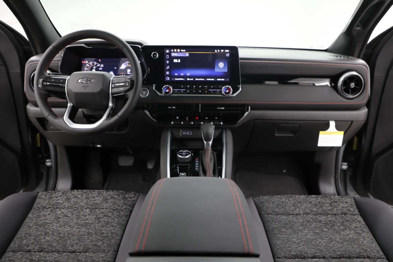 2026 Chevrolet Colorado Z71 - Photo 20