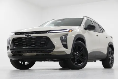 White 2026 Chevrolet Trax ACTIV for sale in Clinton, MO