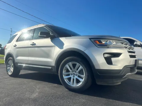 Silver 2019 Ford Explorer XLT for sale in Clinton, MO