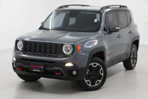 More photos of 2016 Jeep Renegade Trailhawk at Jim Falk Motors, MO
