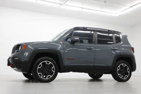 Photos of 2016 Jeep Renegade Trailhawk for sale in Clinton, MO at Jim Falk Motors