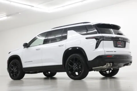More photos of 2026 Chevrolet Traverse RS at Jim Falk Motors, MO