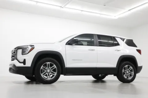 Photos of 2027 GMC Terrain Elevation for sale in Clinton, MO at Jim Falk Motors