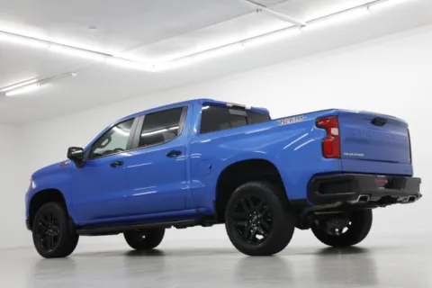 More photos of 2025 Chevrolet Silverado 1500 LT Trail Boss at Jim Falk Motors, MO