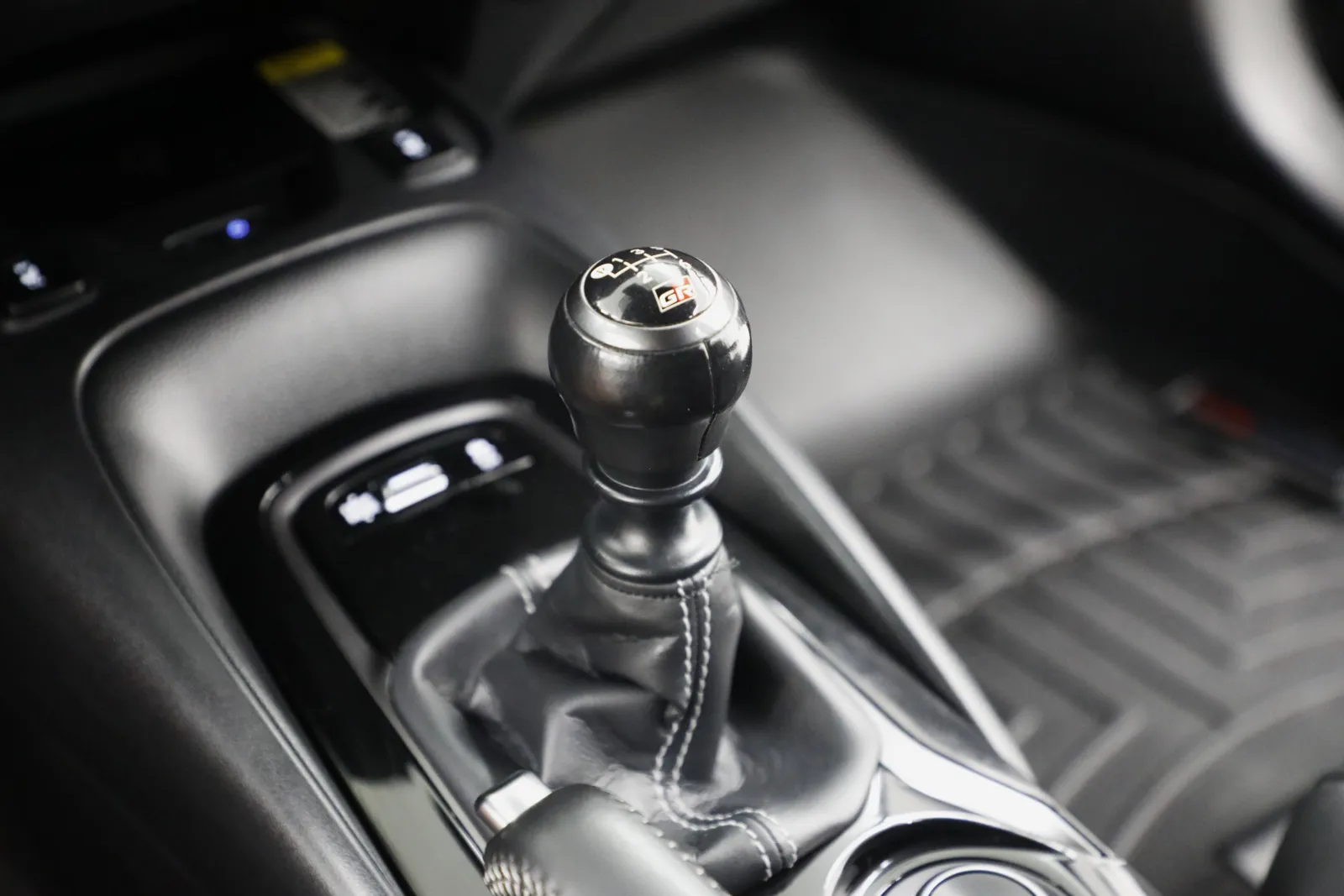 2024 Toyota GR Corolla Premium - Photo 33