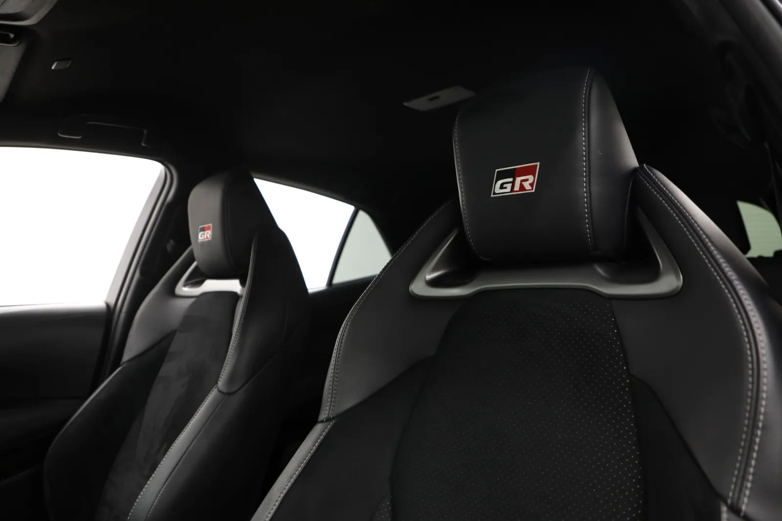 2024 Toyota GR Corolla Premium - Photo 18