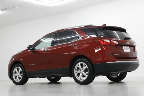 More photos of 2019 Chevrolet Equinox Premier at Jim Falk Motors, MO