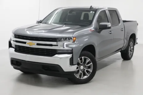 More photos of 2021 Chevrolet Silverado 1500 LT at Jim Falk Motors, MO