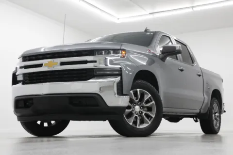 Gray 2021 Chevrolet Silverado 1500 LT for sale in Clinton, MO