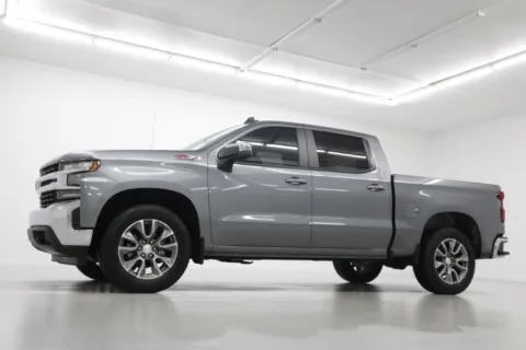 Photos of 2021 Chevrolet Silverado 1500 LT for sale in Clinton, MO at Jim Falk Motors