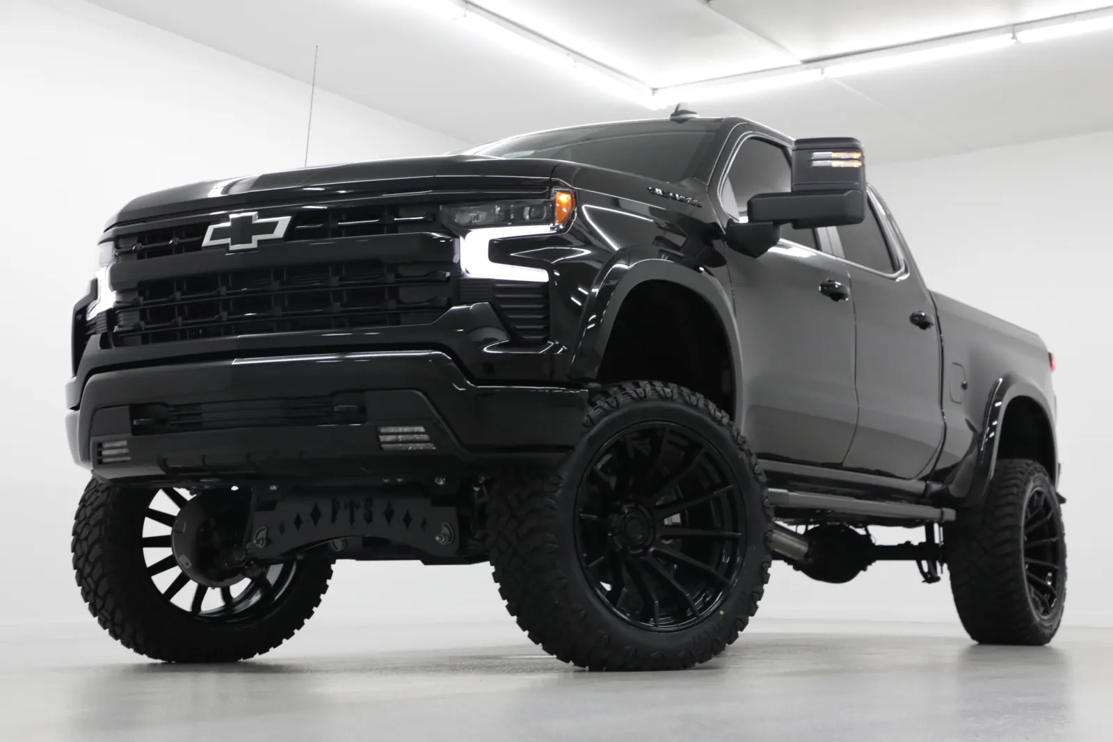 Black 2026 Chevrolet Silverado 1500 RST for sale in Clinton, MO