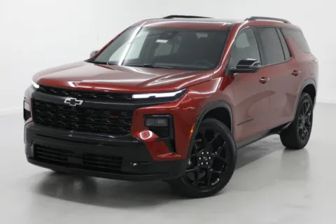 More photos of 2026 Chevrolet Traverse RS at Jim Falk Motors, MO