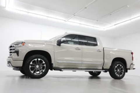 Photos of 2026 Chevrolet Silverado 1500 High Country for sale in Clinton, MO at Jim Falk Motors