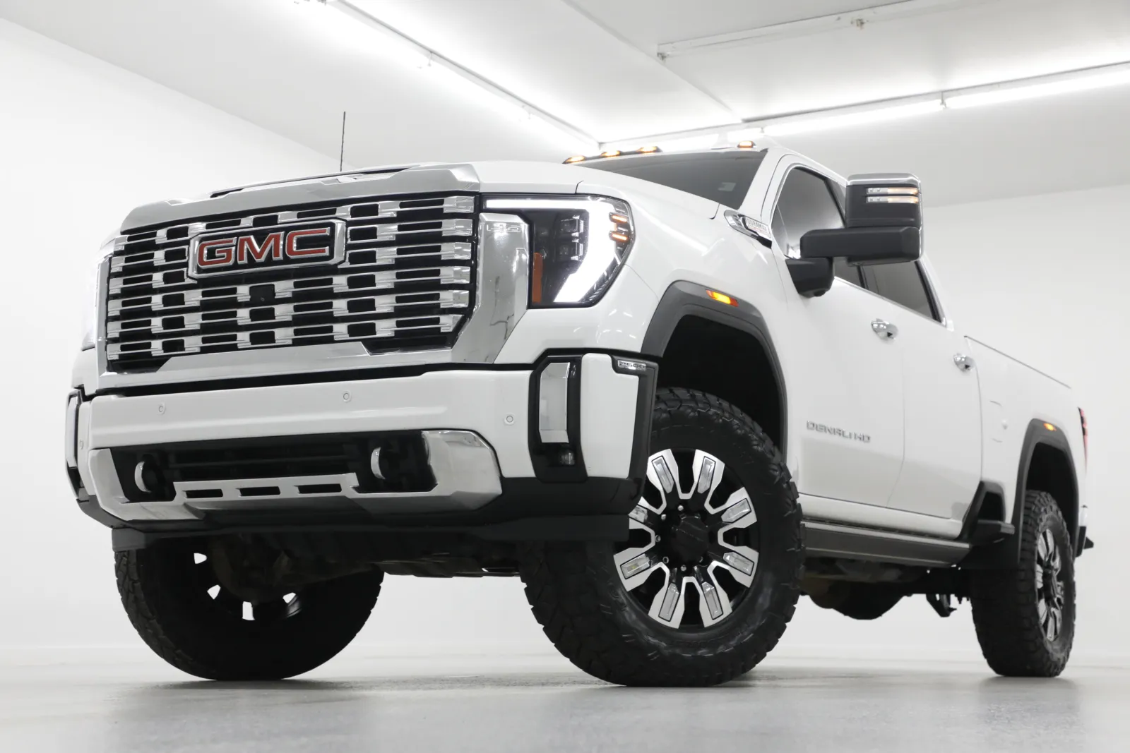 White 2024 GMC Sierra 2500HD Denali for sale in Clinton, MO