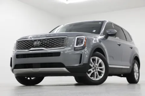 Silver 2020 Kia Telluride LX for sale in Clinton, MO