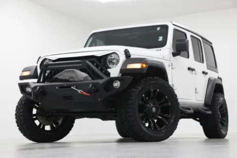 White 2018 Jeep Wrangler Unlimited Sport S for sale in Clinton, MO