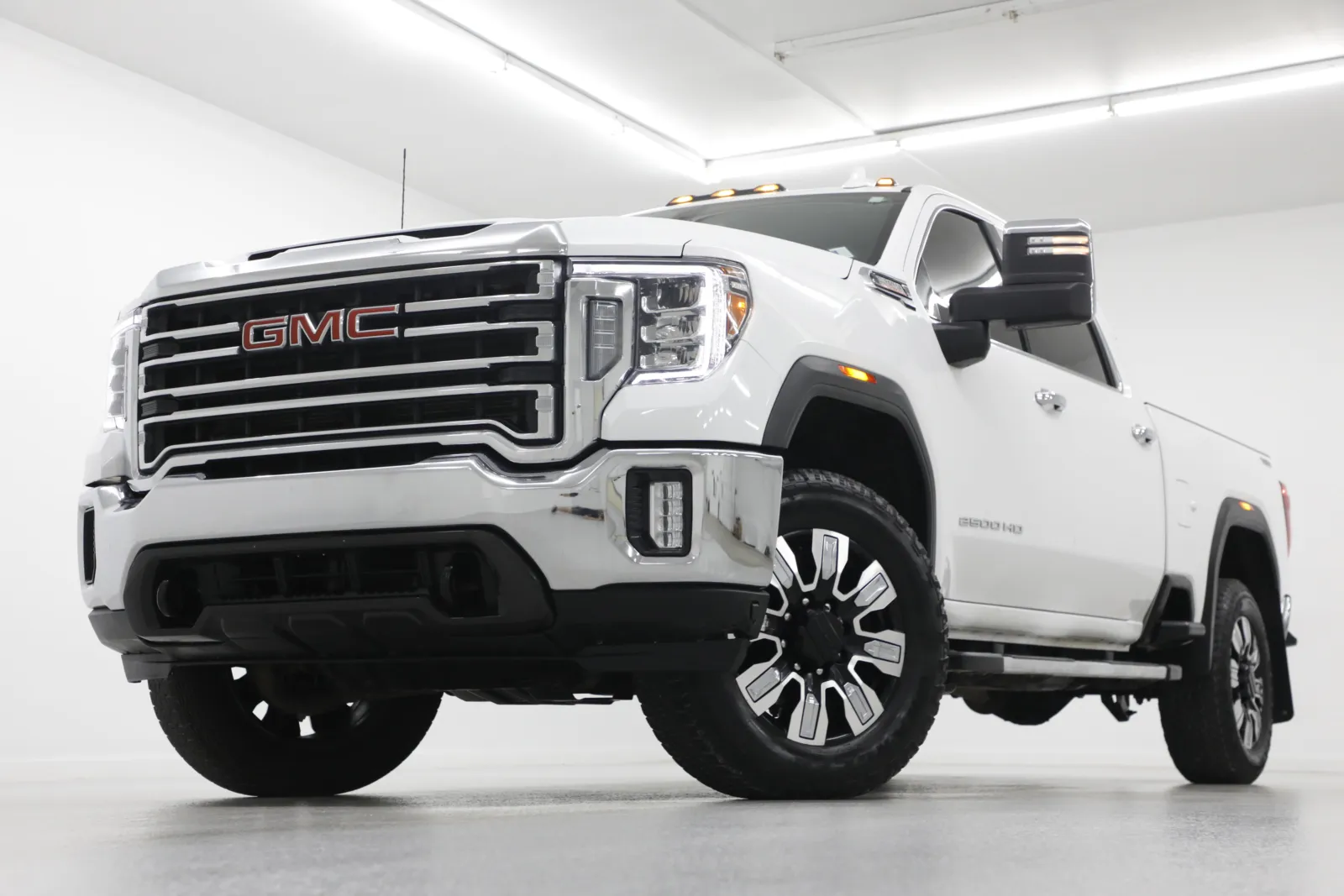 White 2023 GMC Sierra 2500HD SLT for sale in Clinton, MO