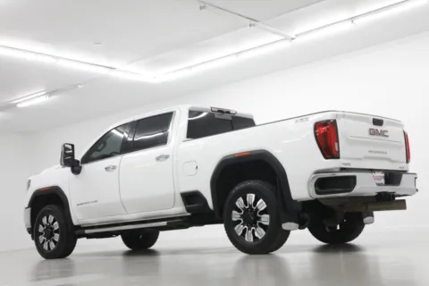 More photos of 2023 GMC Sierra 2500HD SLT at Jim Falk Motors, MO