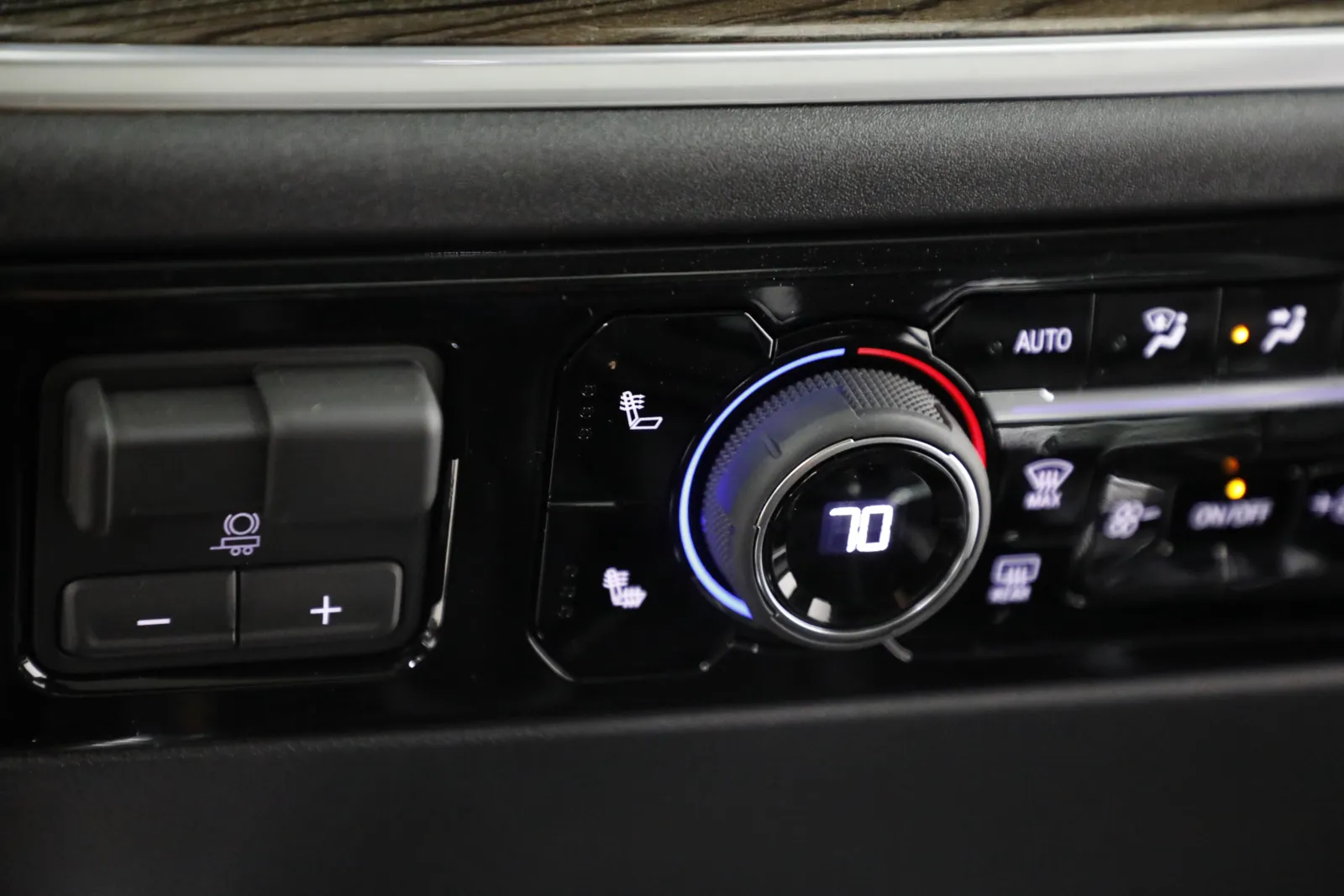 2026 Chevrolet Silverado 1500 RST - Photo 44