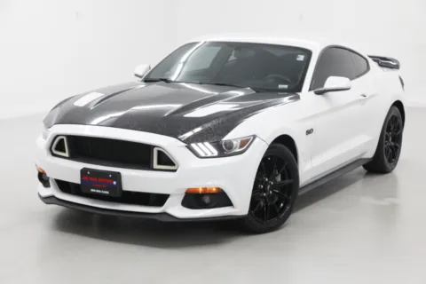 More photos of 2017 Ford Mustang GT at Jim Falk Motors, MO