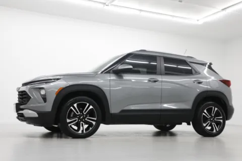 Photos of 2025 Chevrolet Trailblazer LT for sale in Clinton, MO at Jim Falk Motors