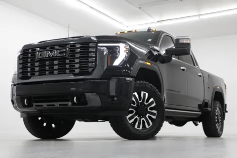 Black 2024 GMC Sierra 2500HD Denali Ultimate for sale in Clinton, MO