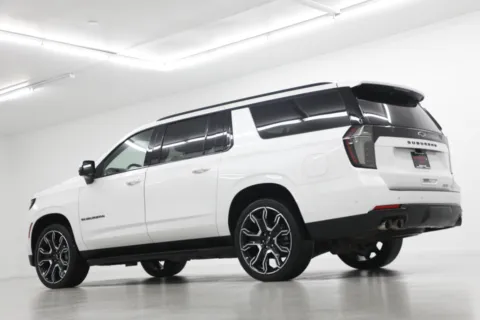 More photos of 2025 Chevrolet Suburban RST at Jim Falk Motors, MO