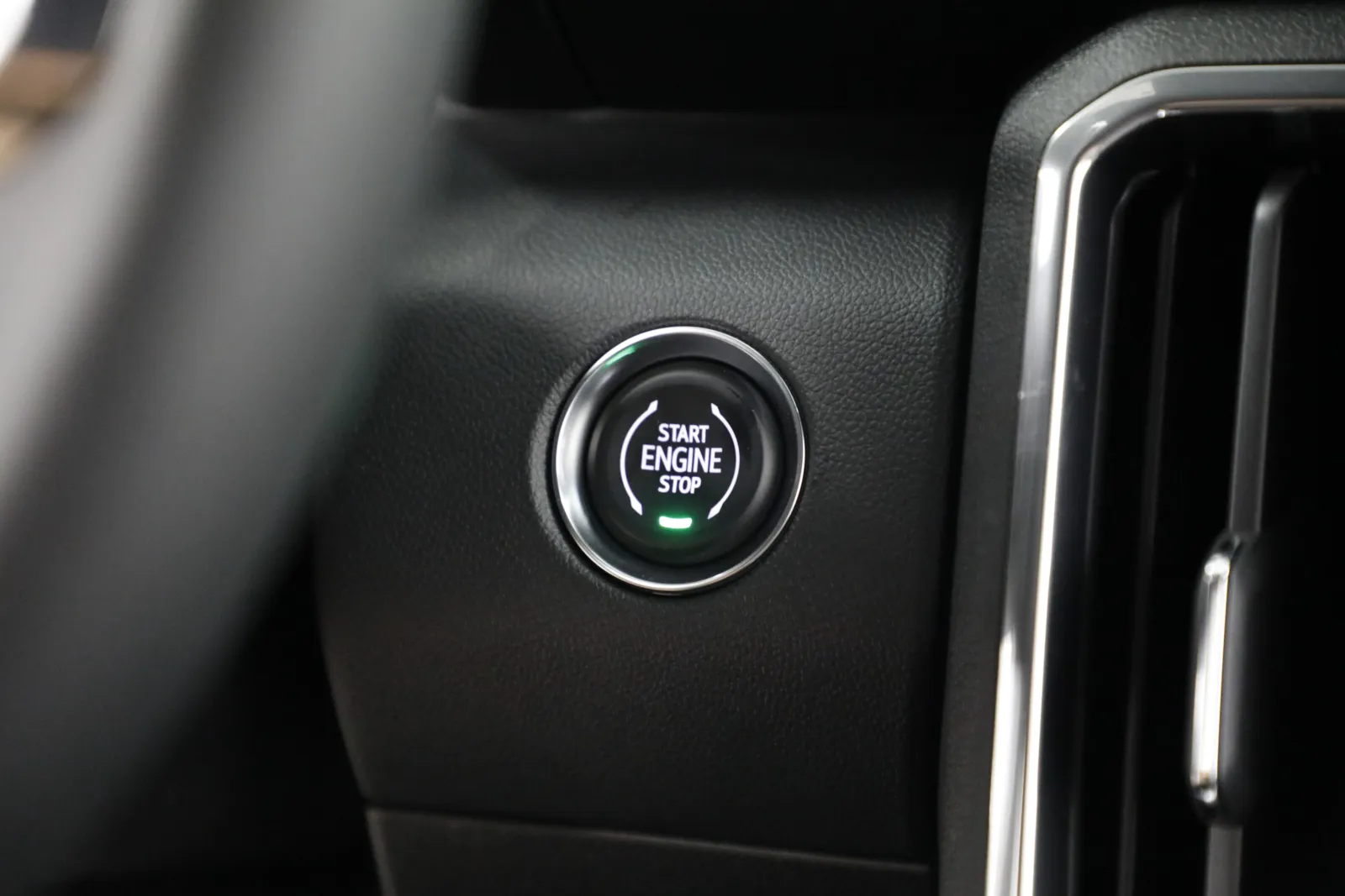 2026 GMC Acadia Elevation - Photo 32