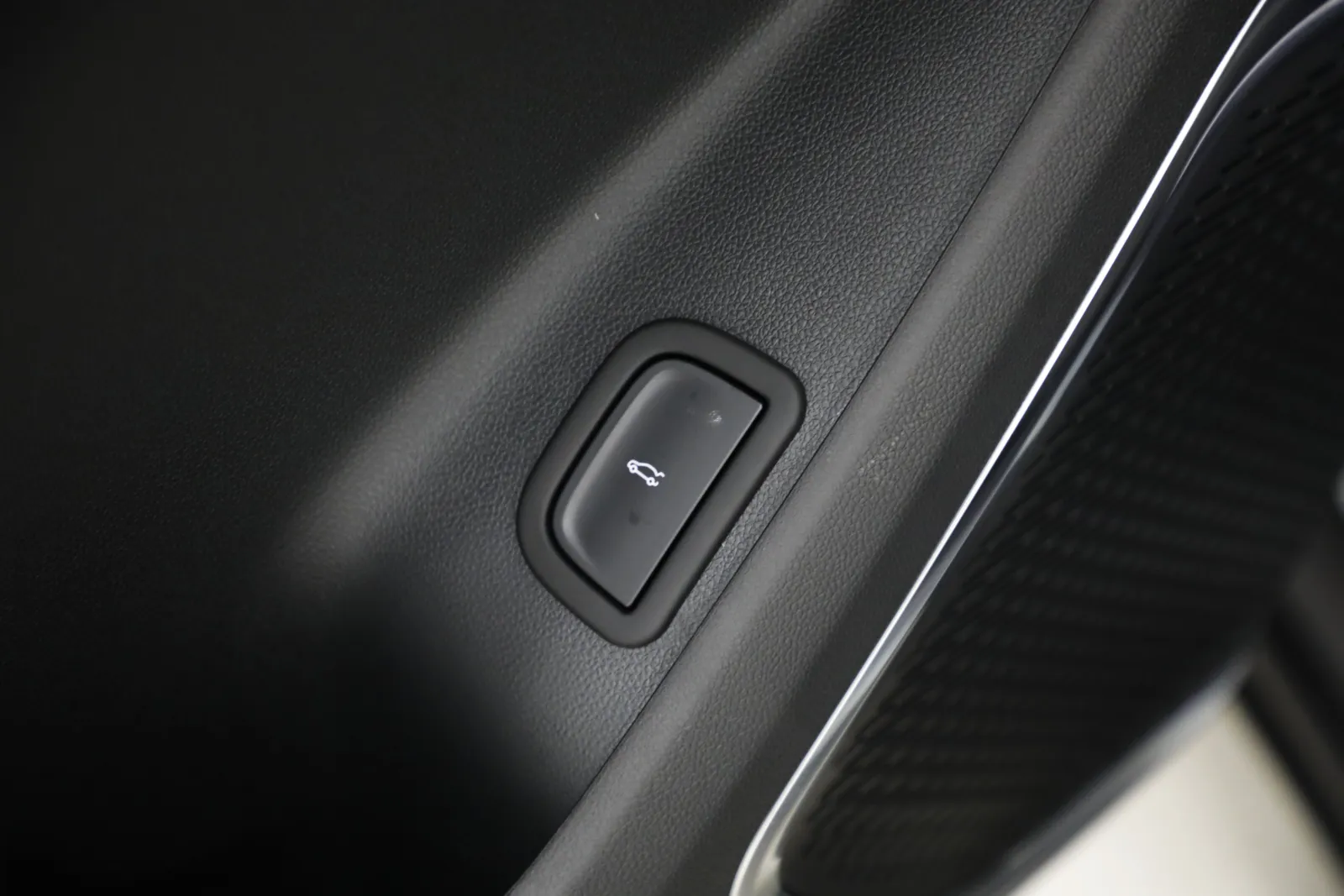 2026 GMC Acadia Elevation - Photo 19