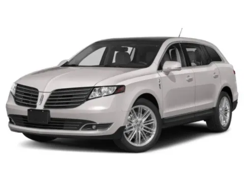 White 2019 Lincoln MKT Standard for sale in Clinton, MO