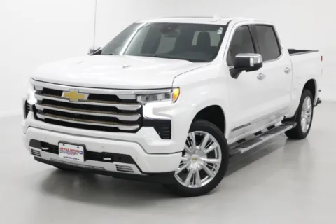 White 2022 Chevrolet Silverado 1500 High Country for sale in Clinton, MO