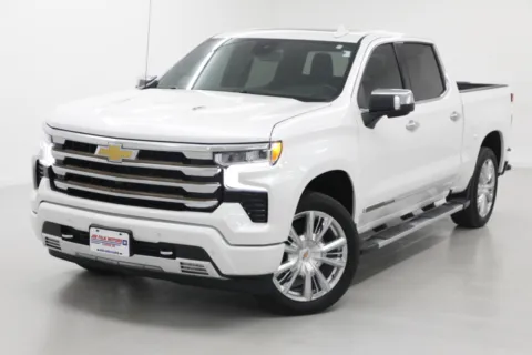 More photos of 2022 Chevrolet Silverado 1500 High Country at Jim Falk Motors, MO