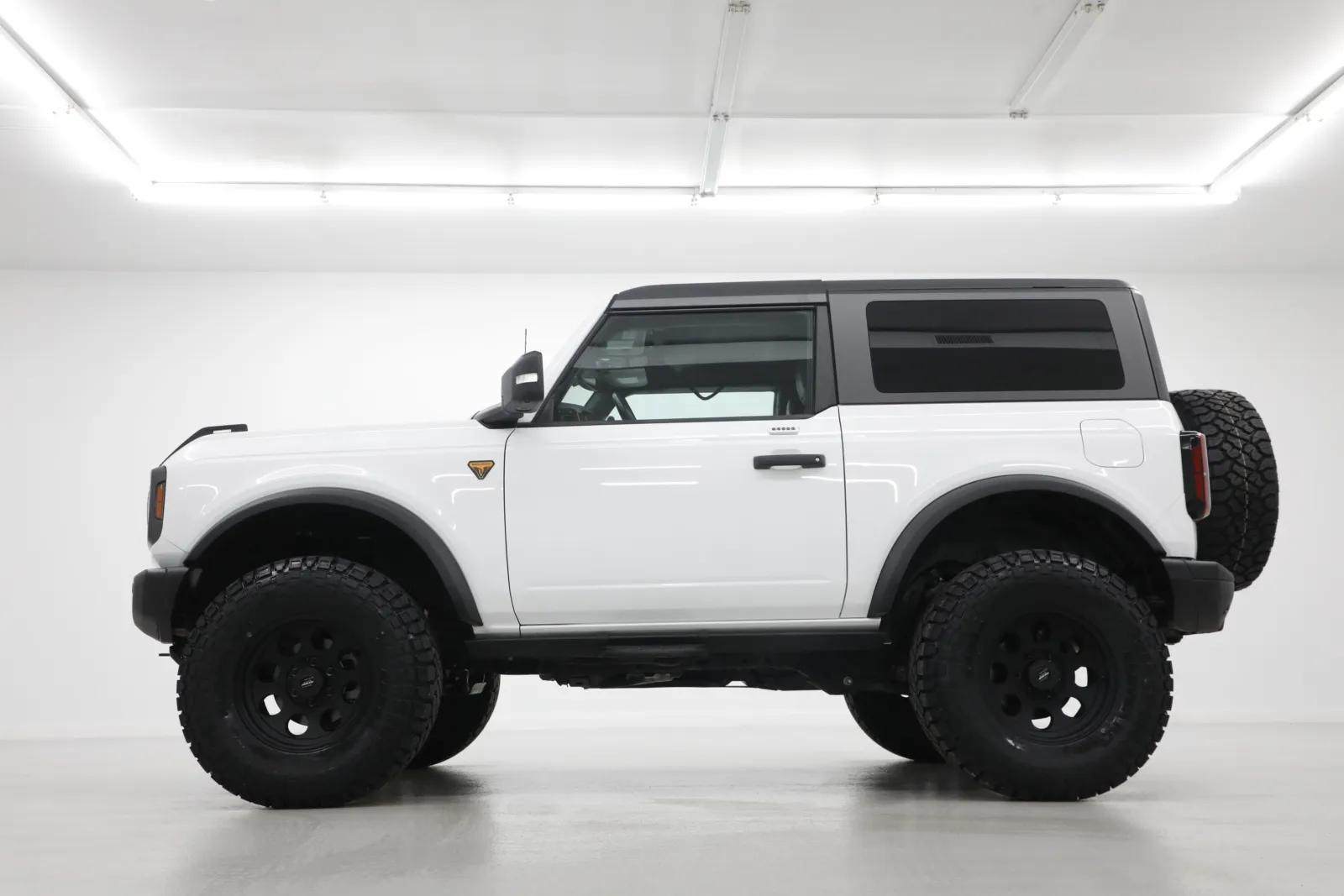 2022 Ford Bronco 2-Door Base - Photo 9