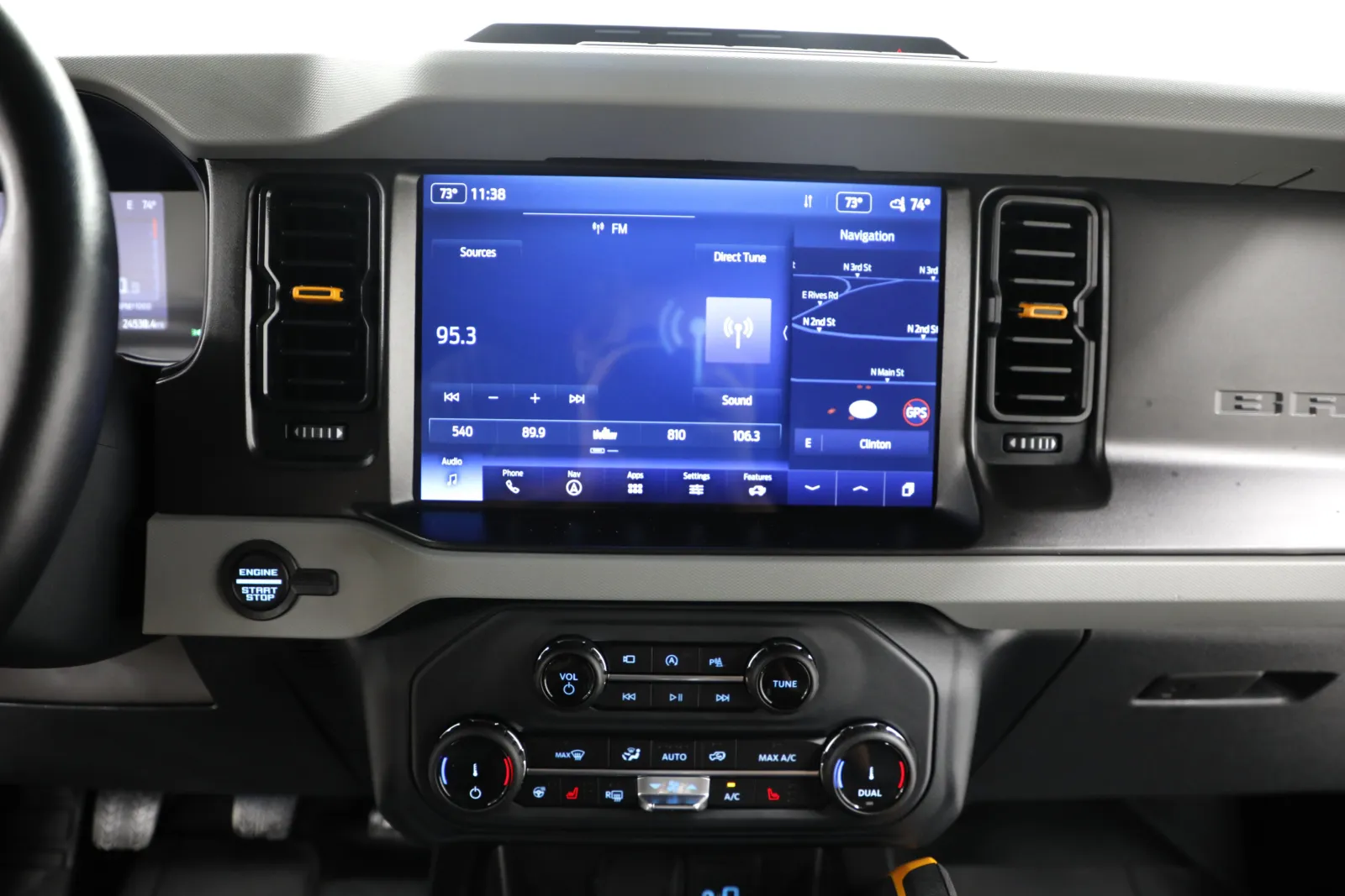 2022 Ford Bronco 2-Door Base - Photo 31